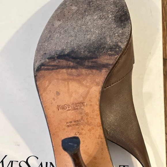 Yves Saint Laurent brown leather sandals - Picture 9 of 16